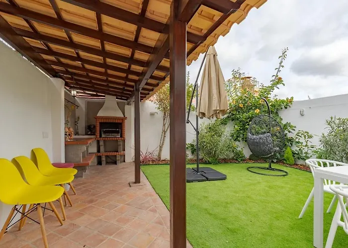 Setubal Oasis House
