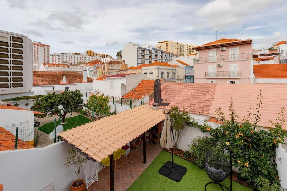 Holiday home Oasis House Setubal